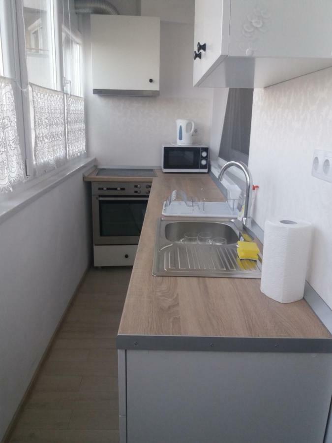 Juli'S Apartment Oradea Exterior photo